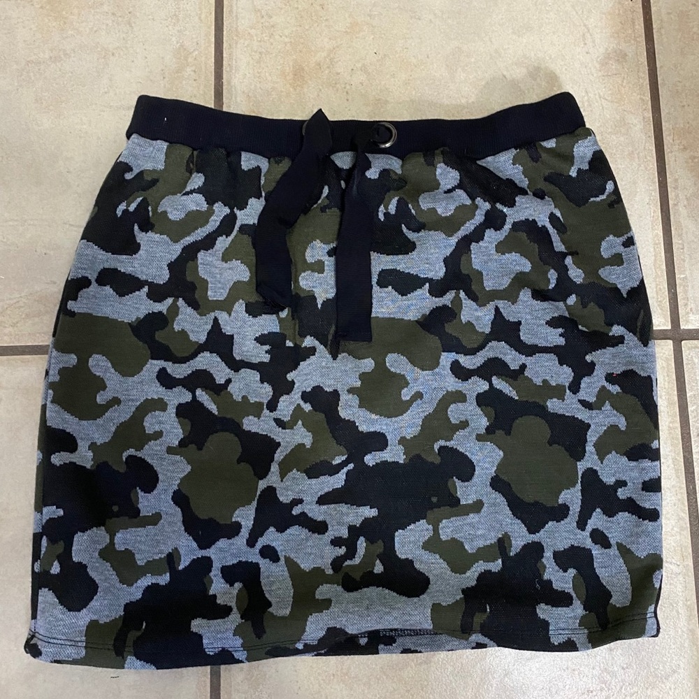 camouflage dance & marvel skirt
